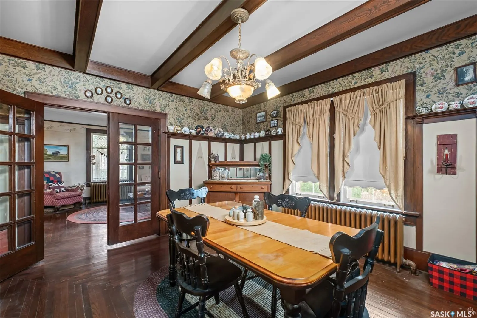 512 12th STREET W