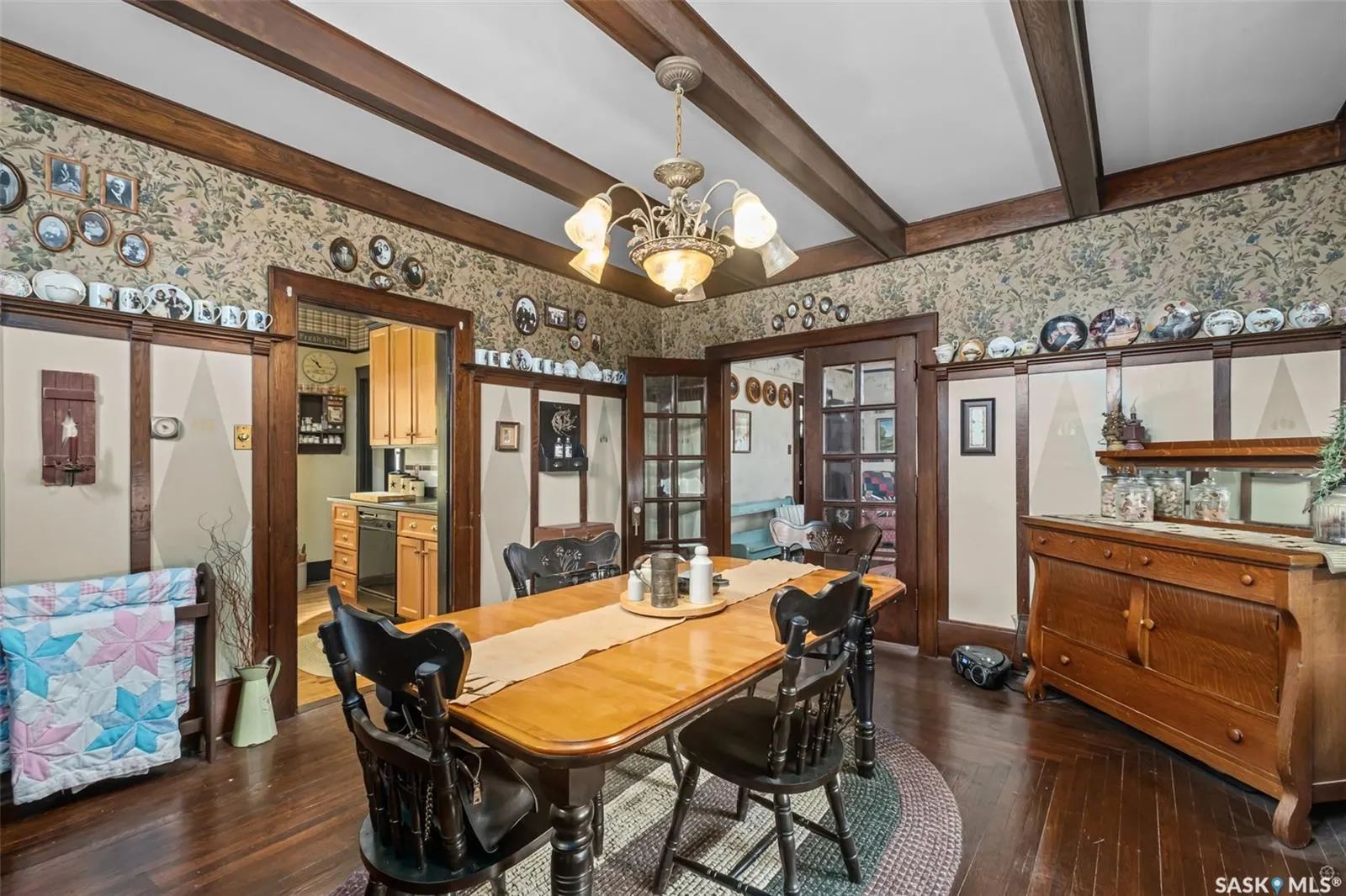 512 12th STREET W