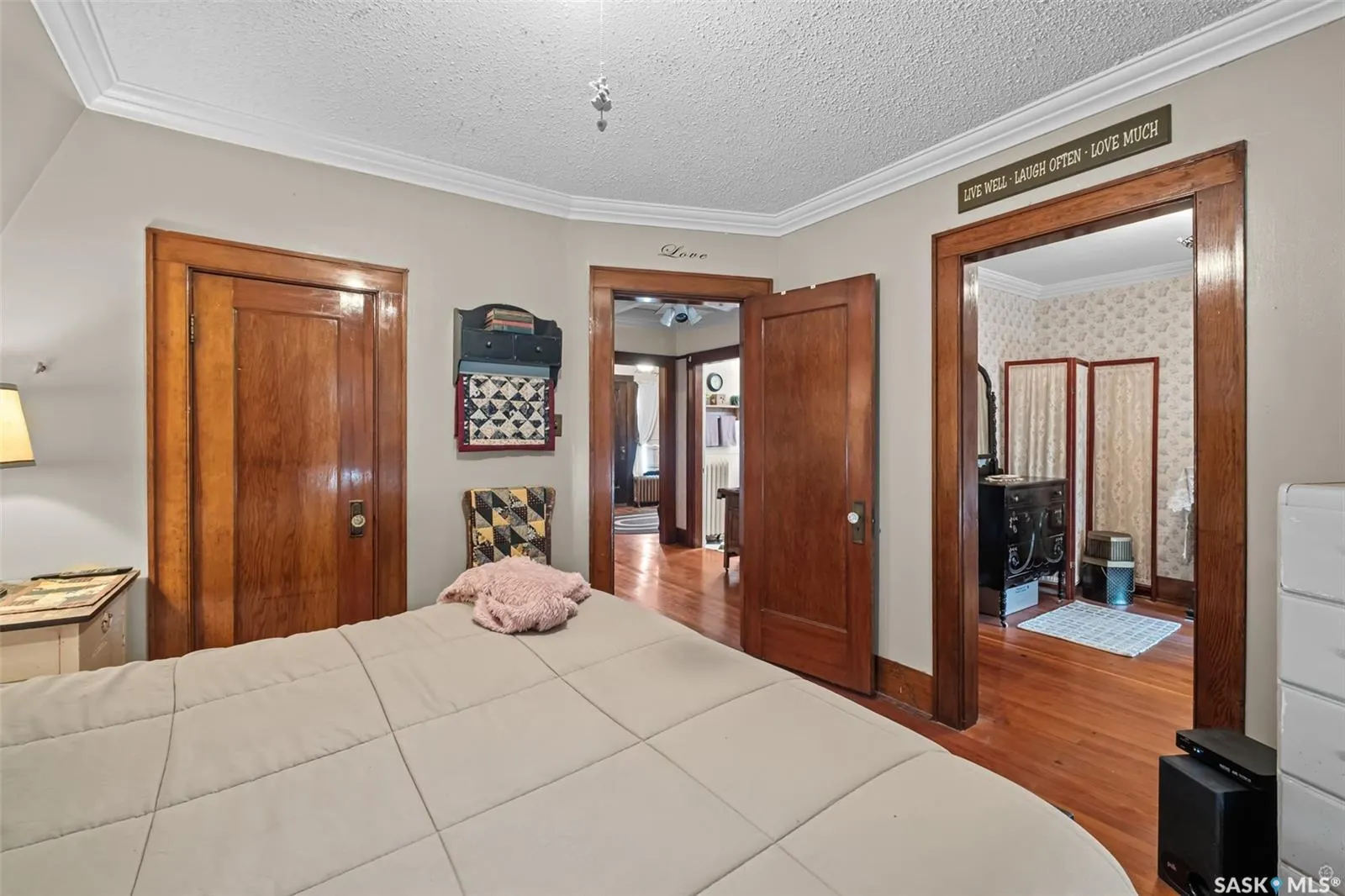 512 12th STREET W