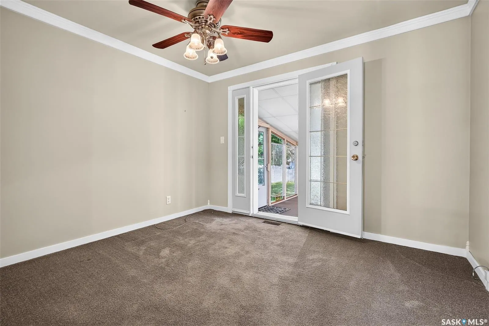 65 Edelweiss CRESCENT