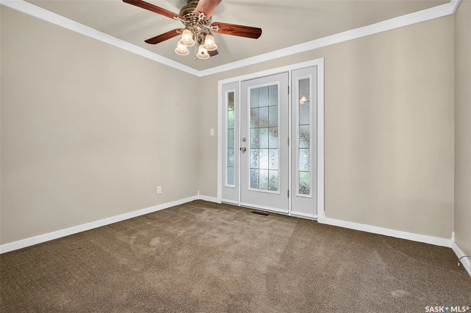 65 Edelweiss CRESCENT