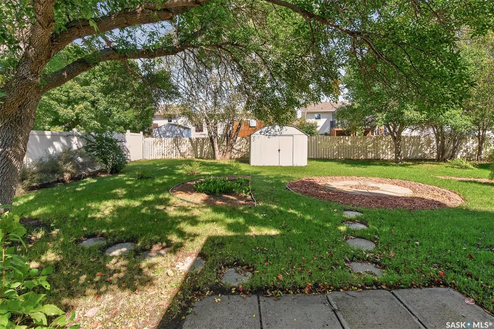 65 Edelweiss CRESCENT