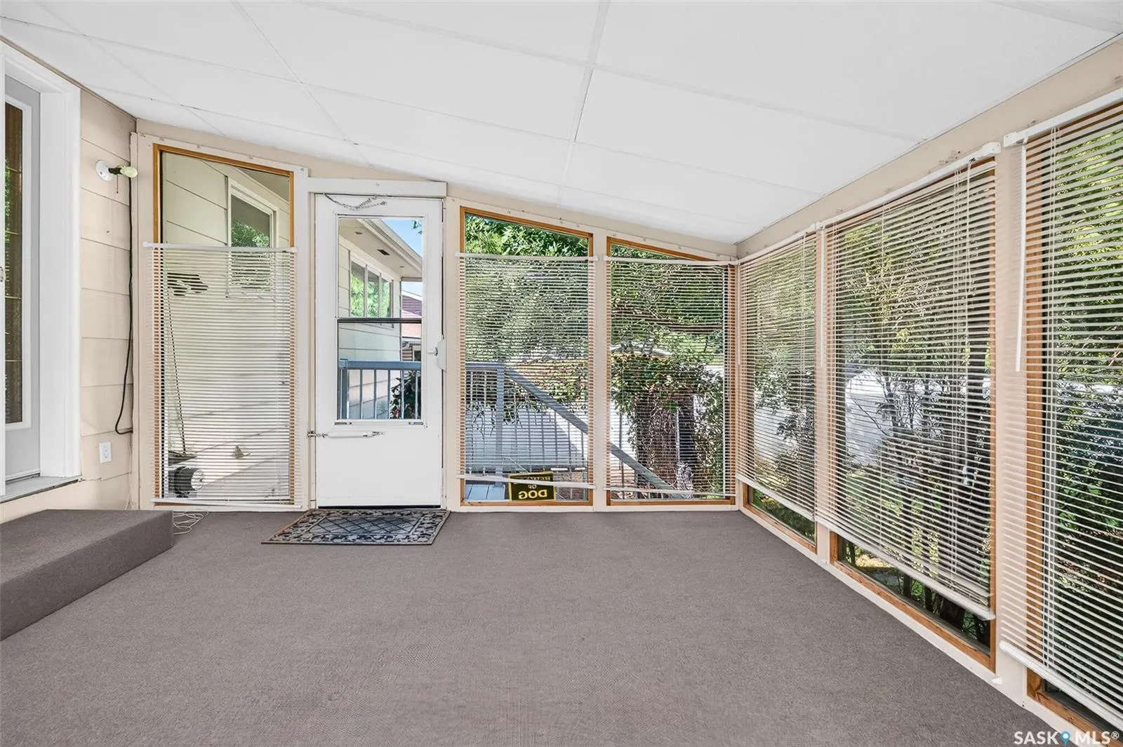 65 Edelweiss CRESCENT