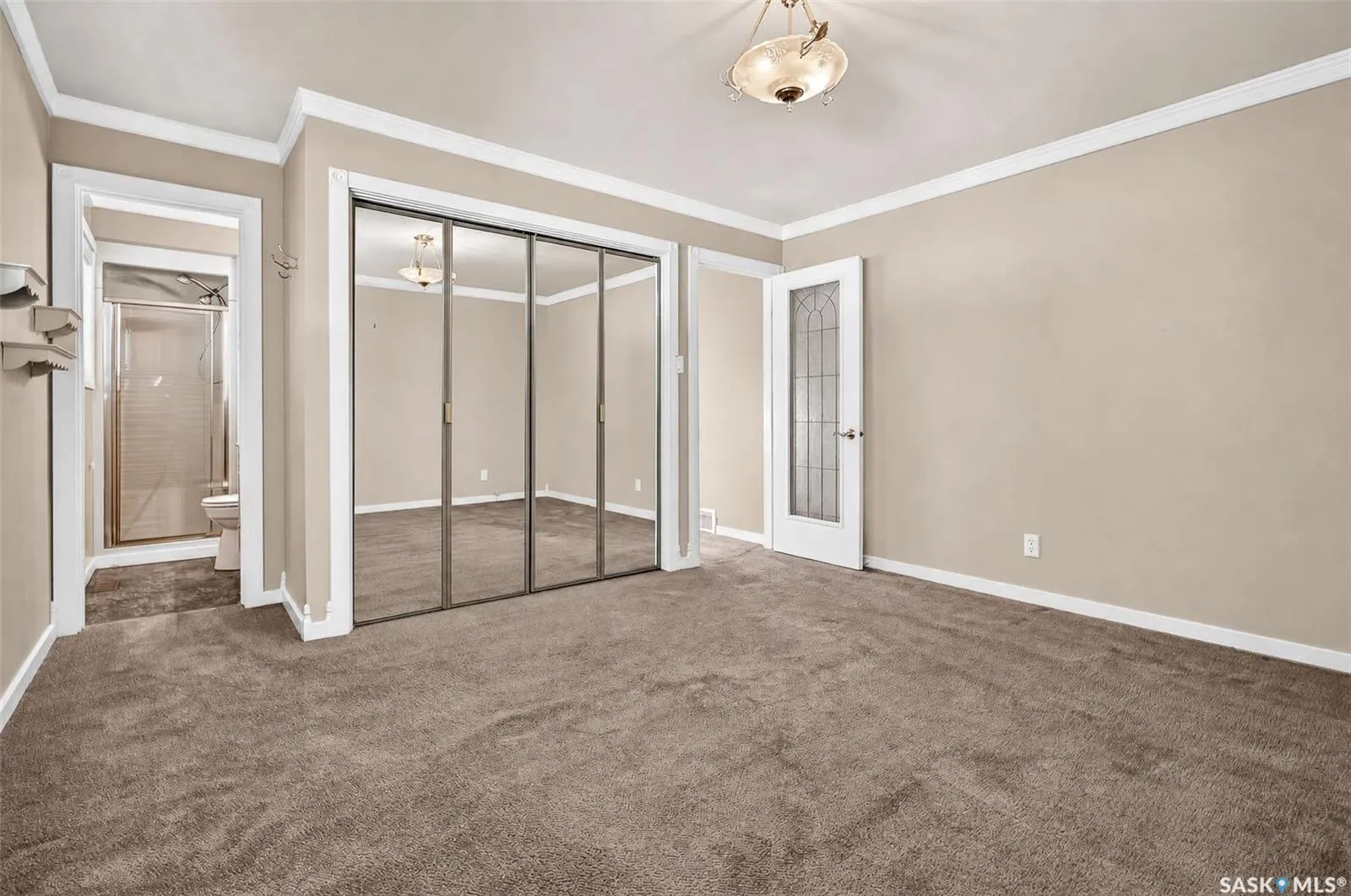 65 Edelweiss CRESCENT
