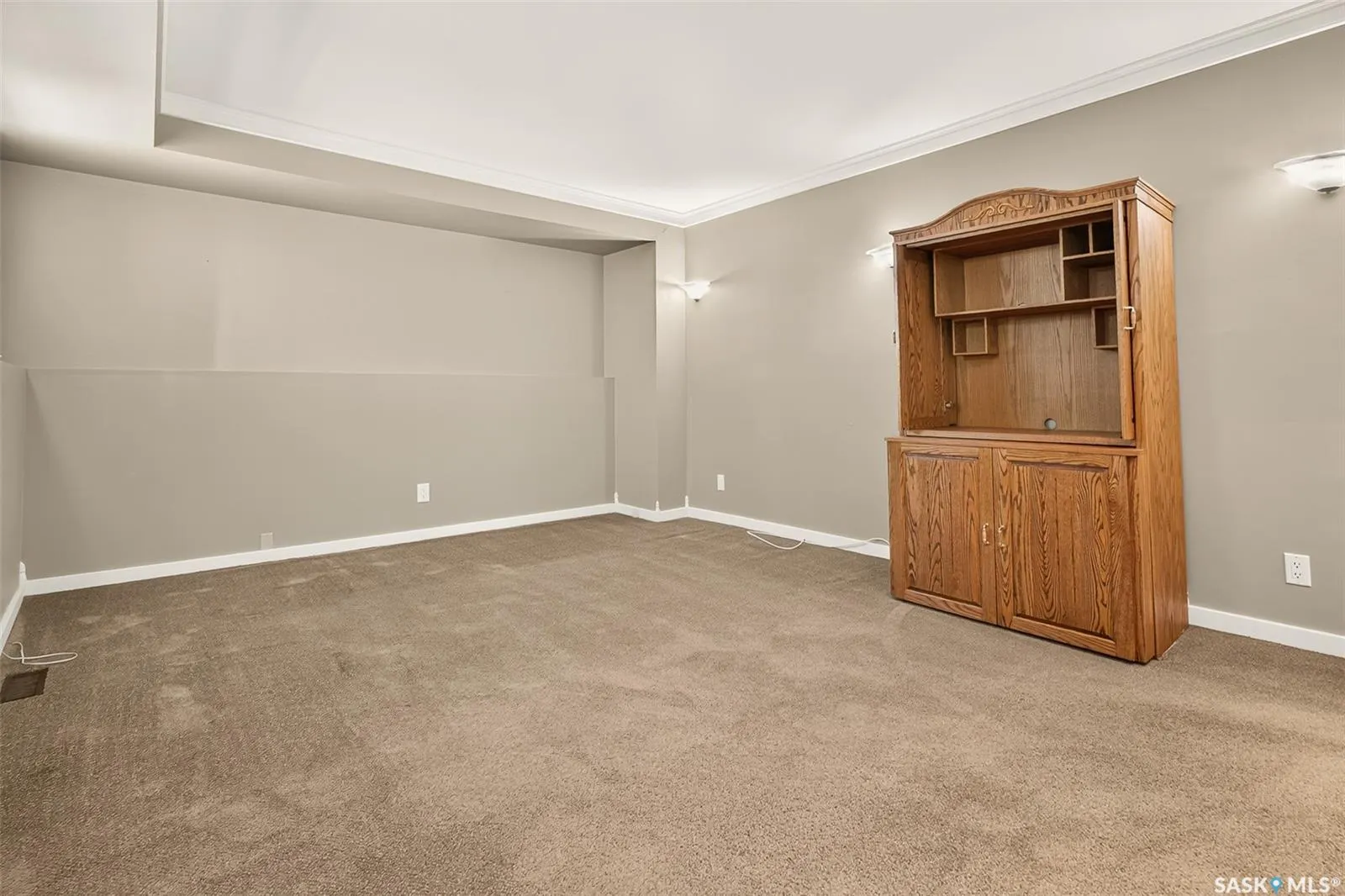 65 Edelweiss CRESCENT