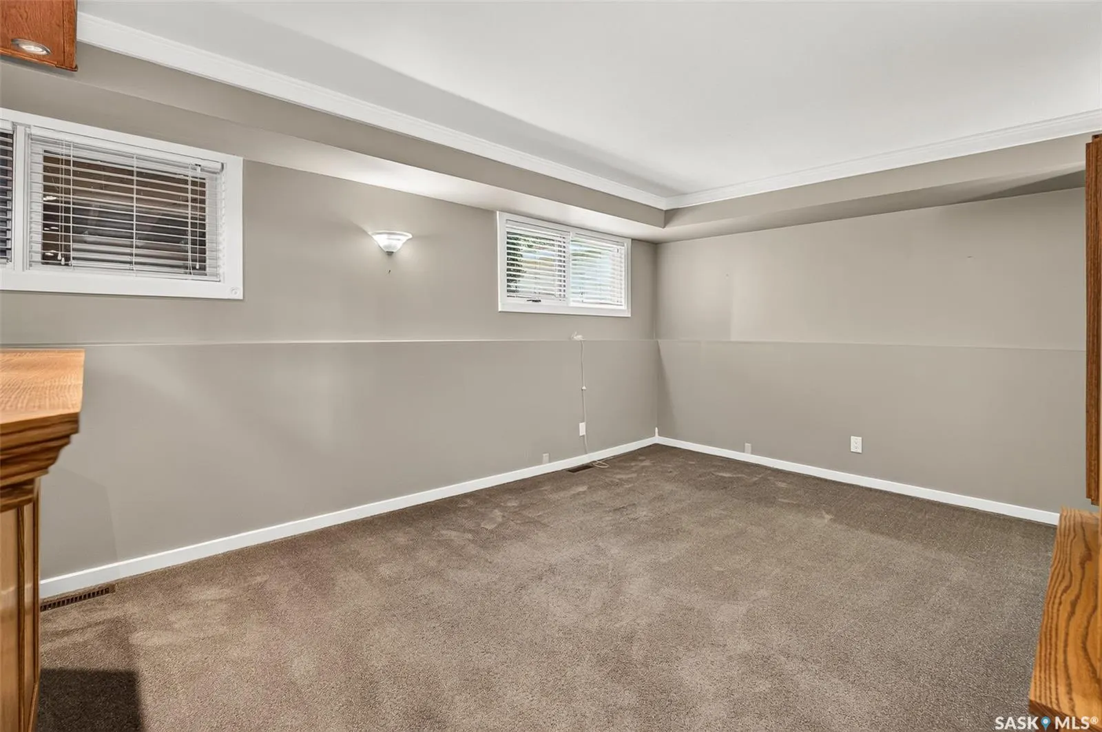 65 Edelweiss CRESCENT