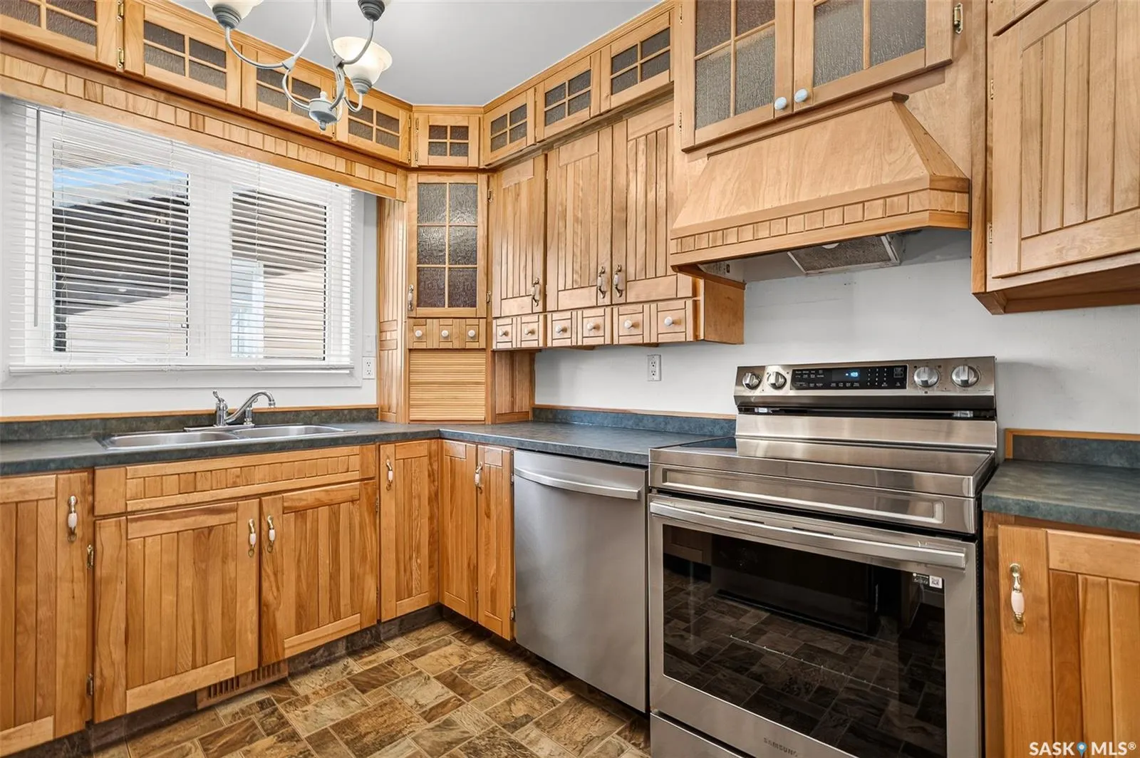 65 Edelweiss CRESCENT