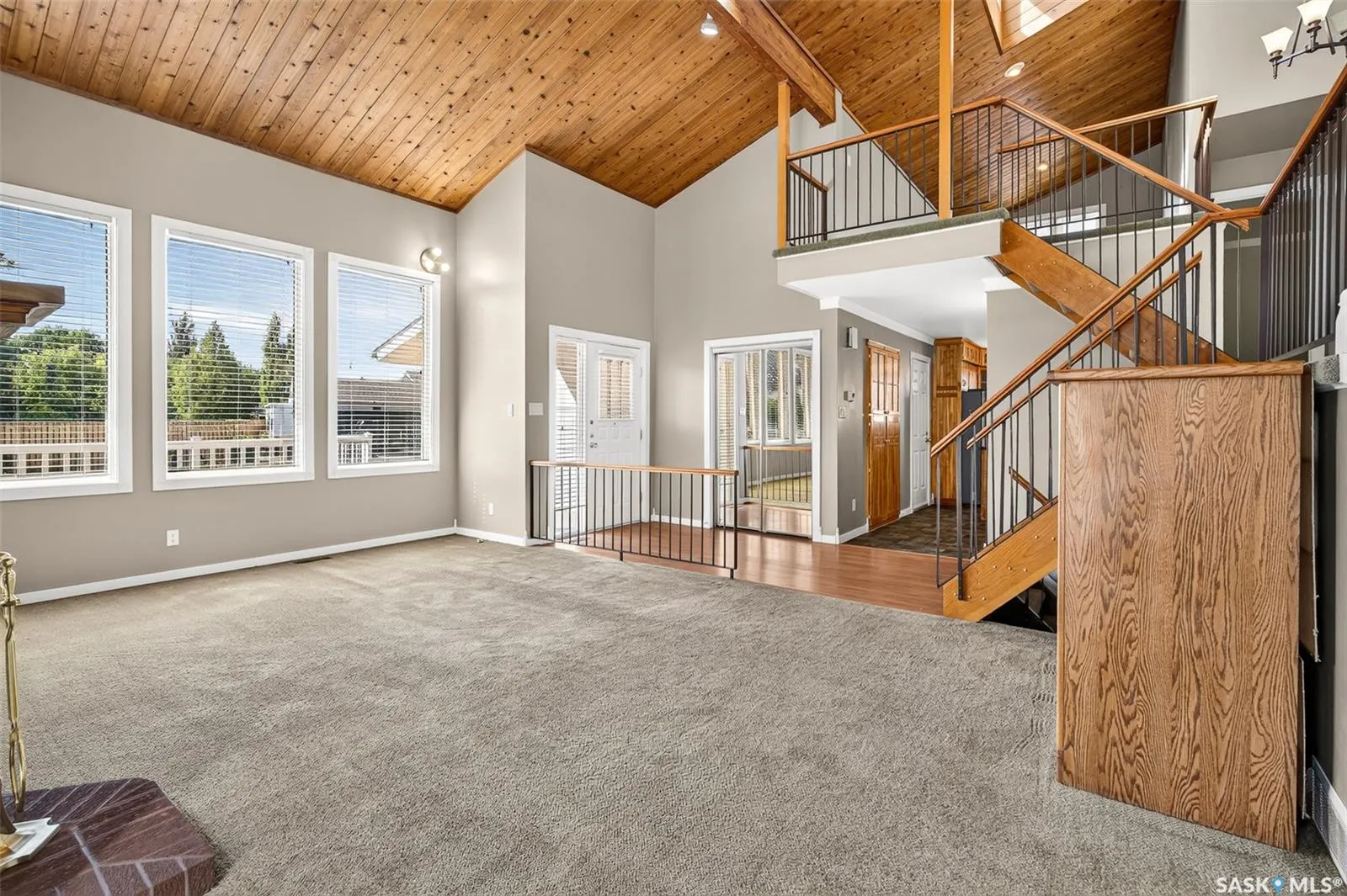 65 Edelweiss CRESCENT