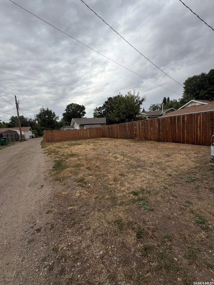 437 Grandview STREET W