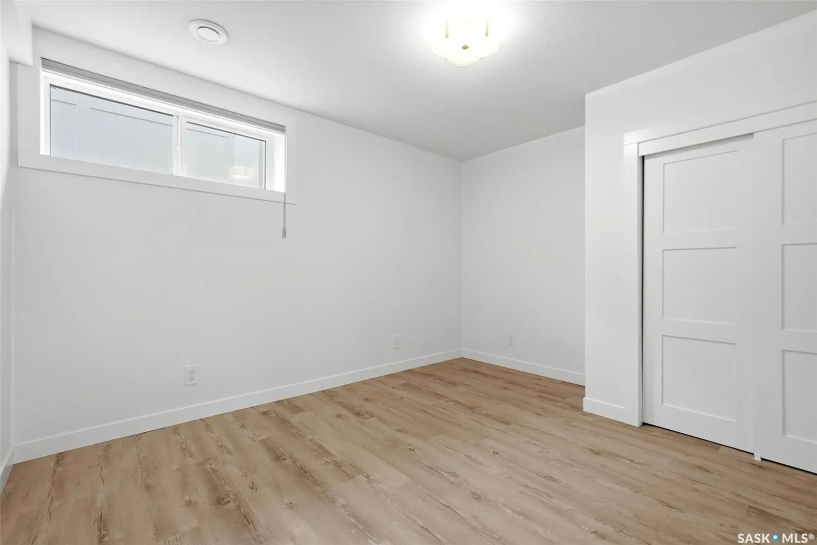 3105 Assiniboine AVENUE