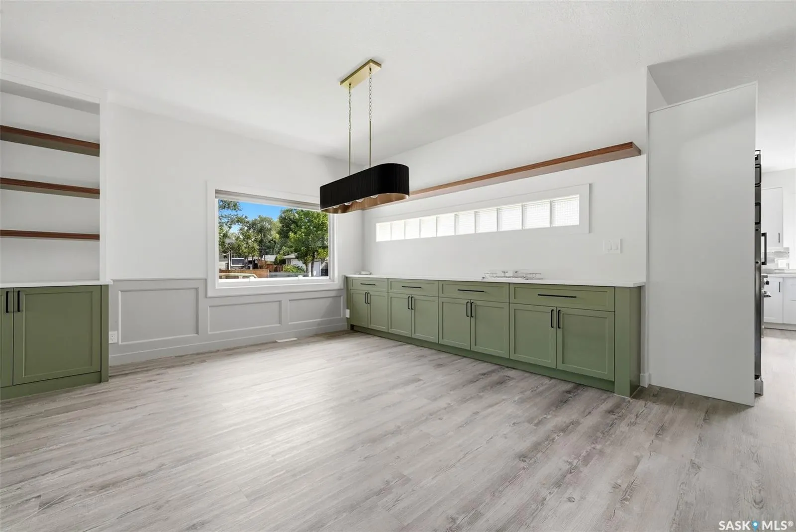 3105 Assiniboine AVENUE