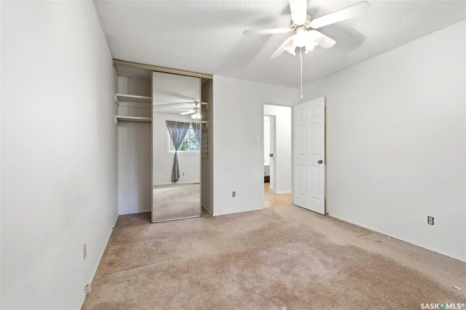 87 Vernon CRESCENT