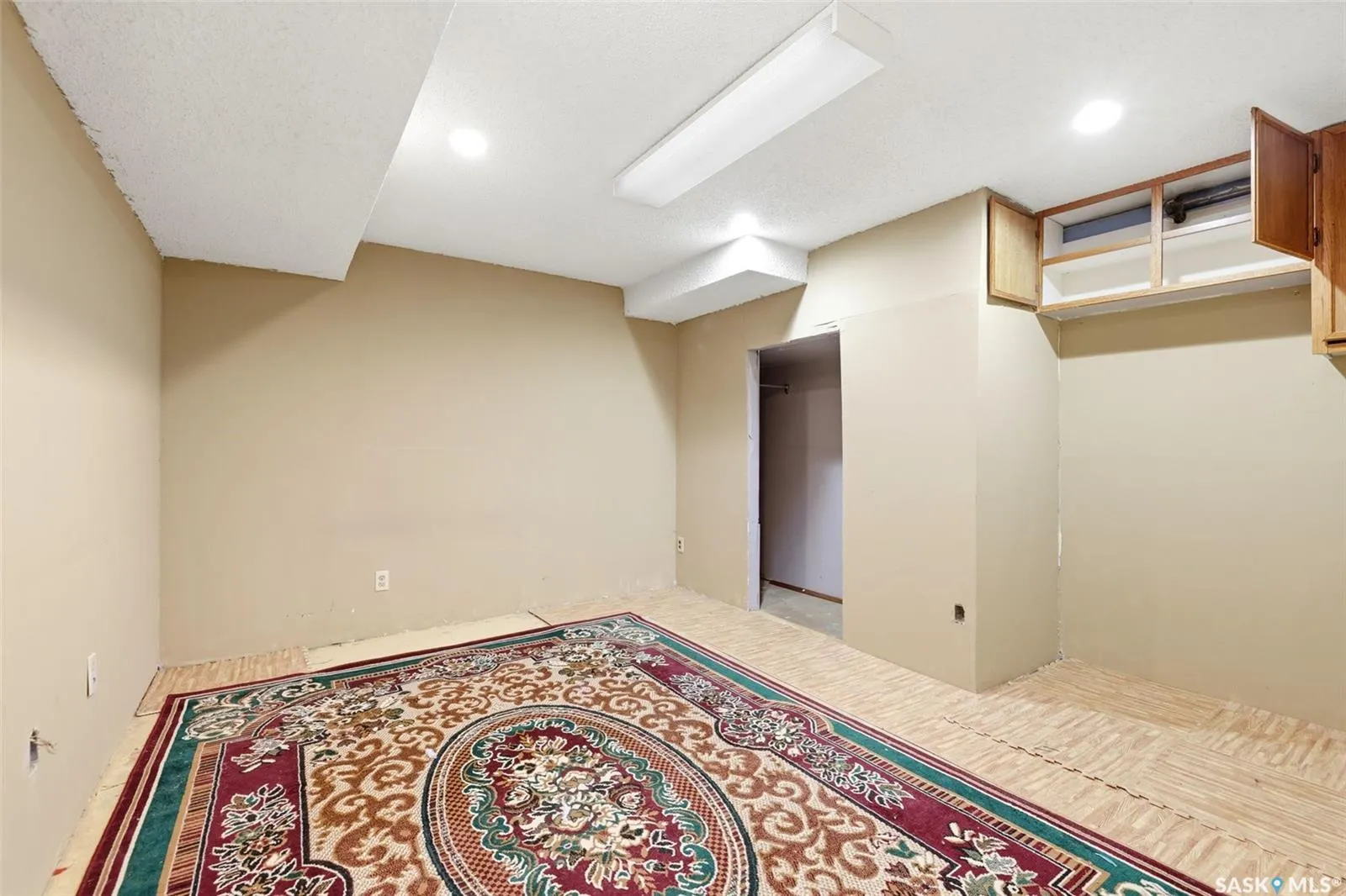 87 Vernon CRESCENT