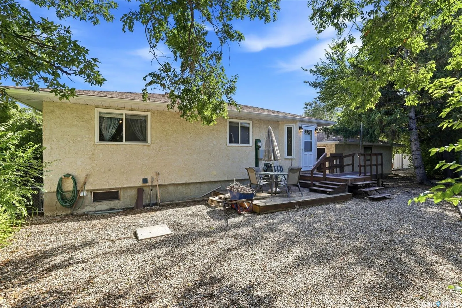 87 Vernon CRESCENT