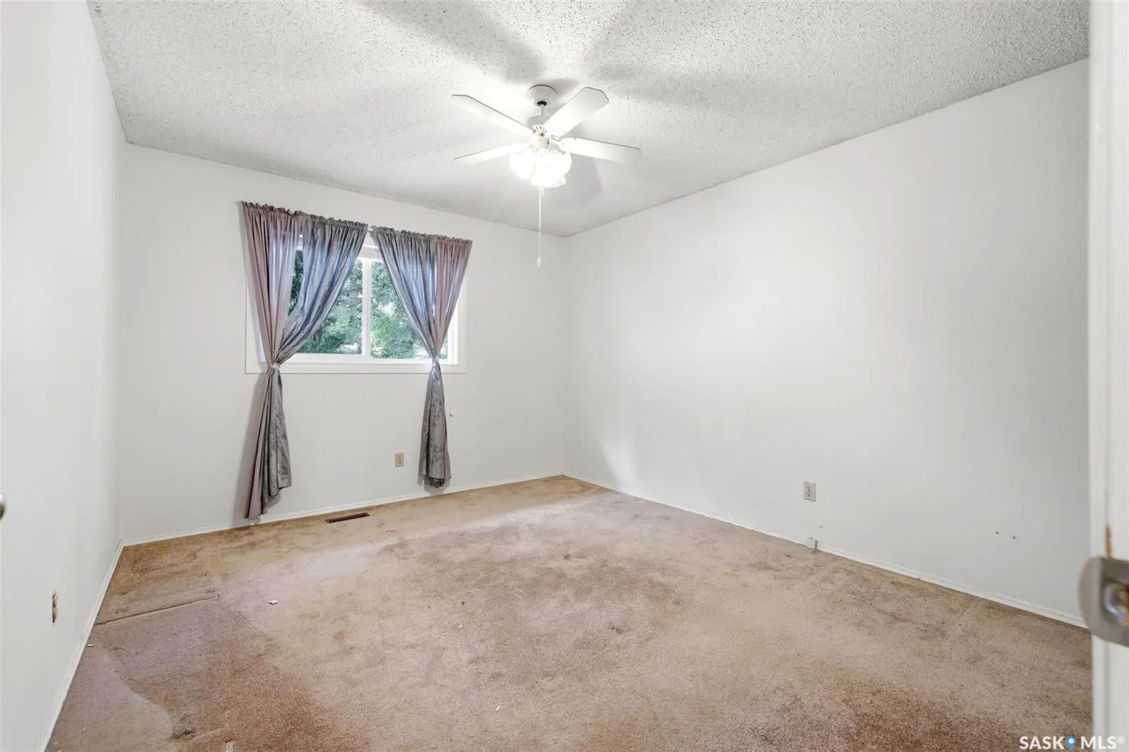 87 Vernon CRESCENT