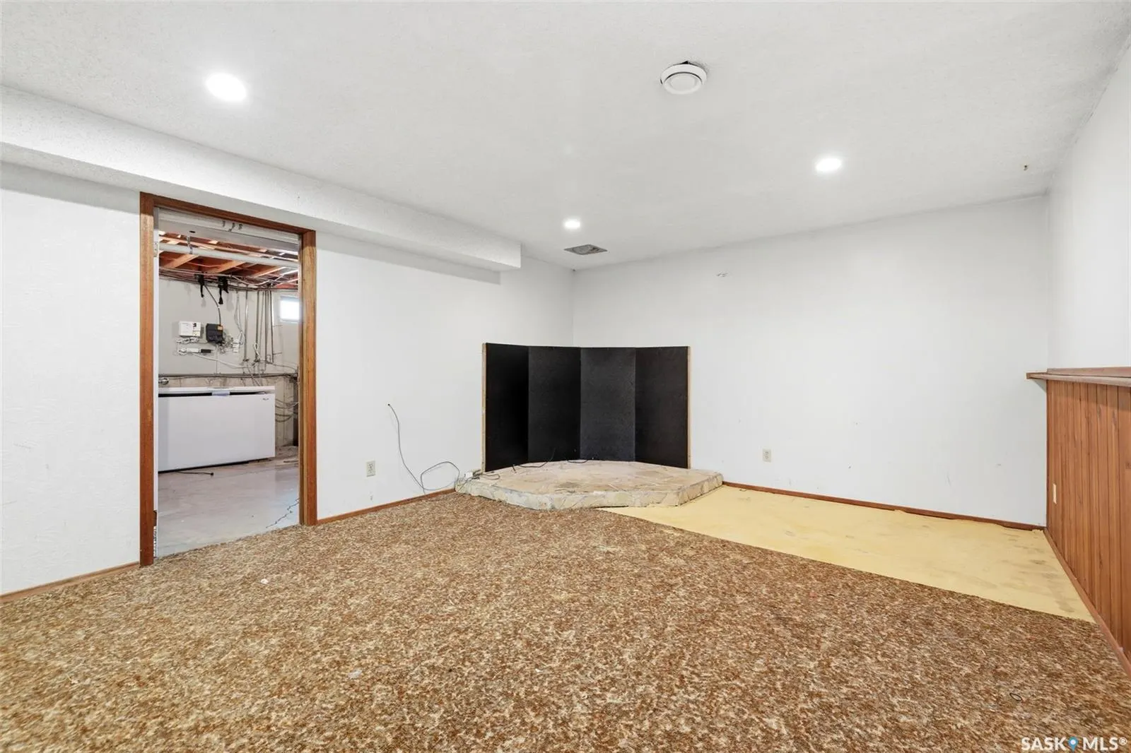 87 Vernon CRESCENT