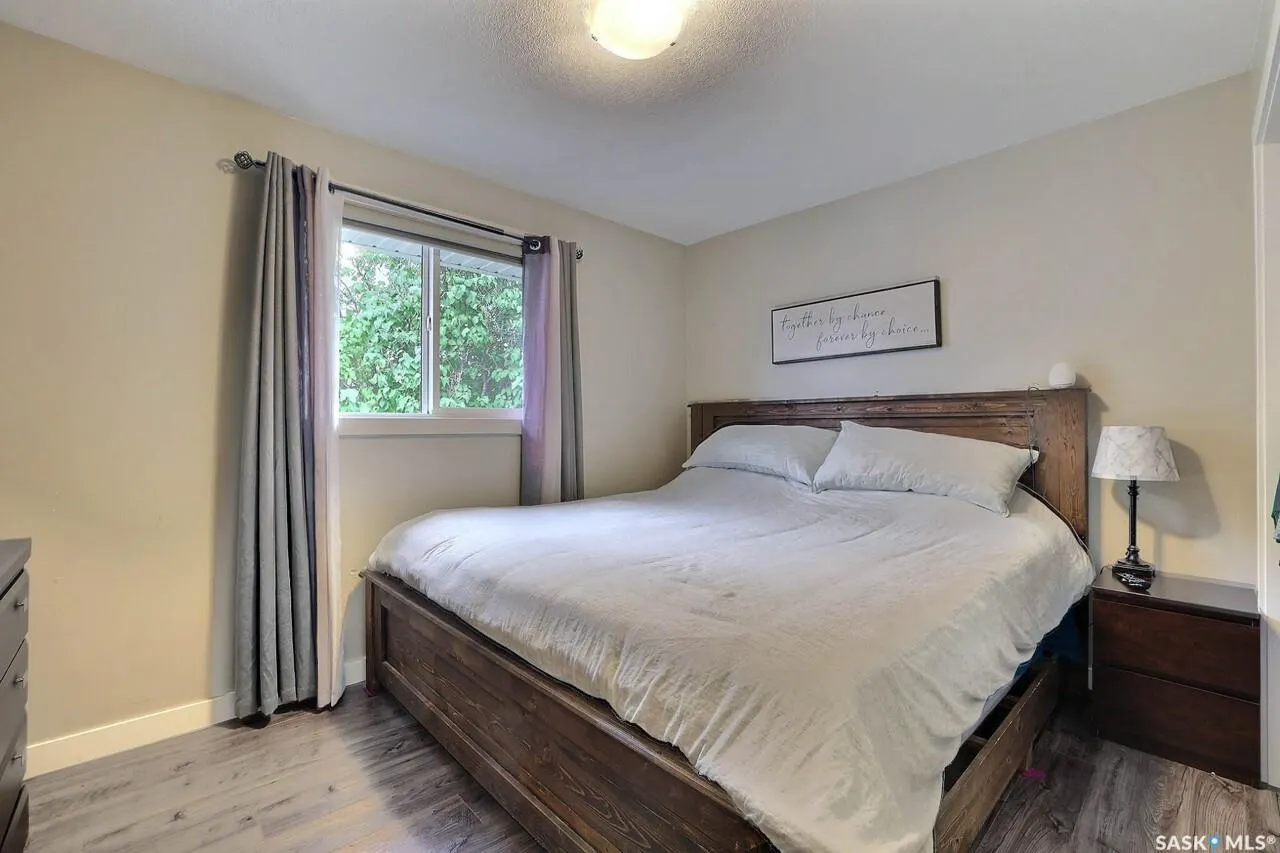55 Peart CRESCENT