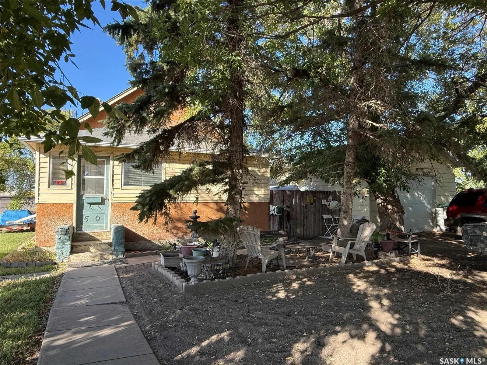 580 Maple STREET W