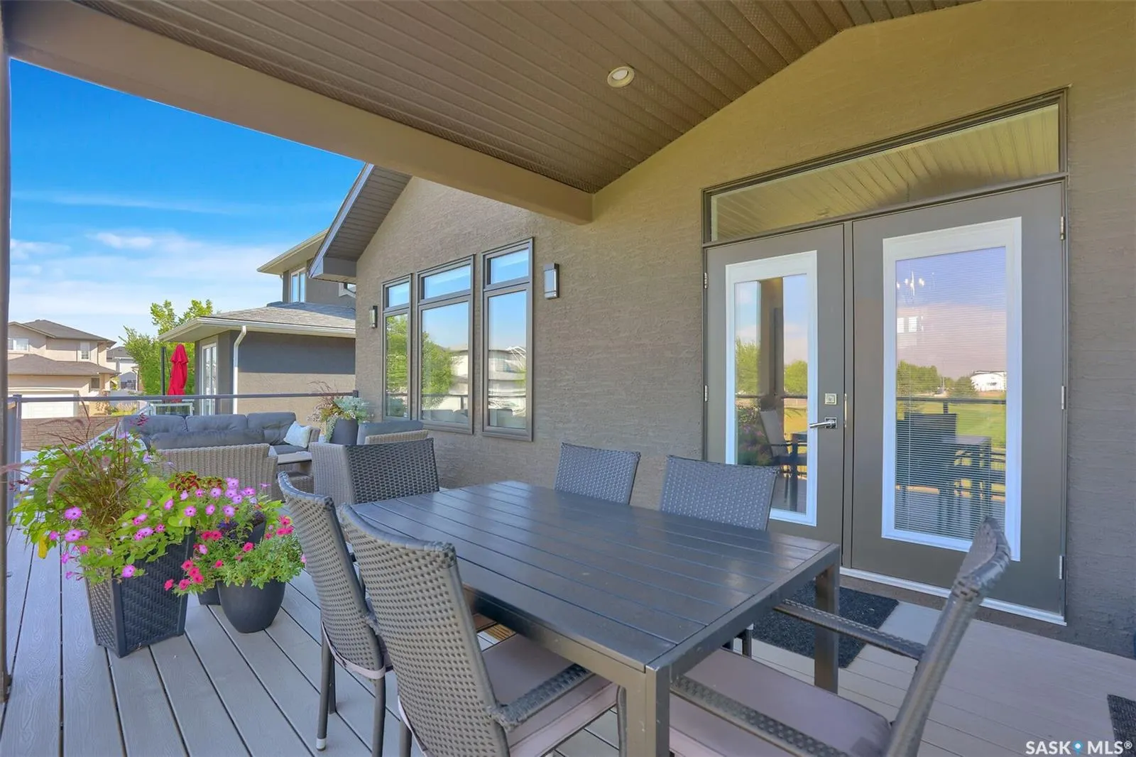 5253 SNOWBIRDS CRESCENT