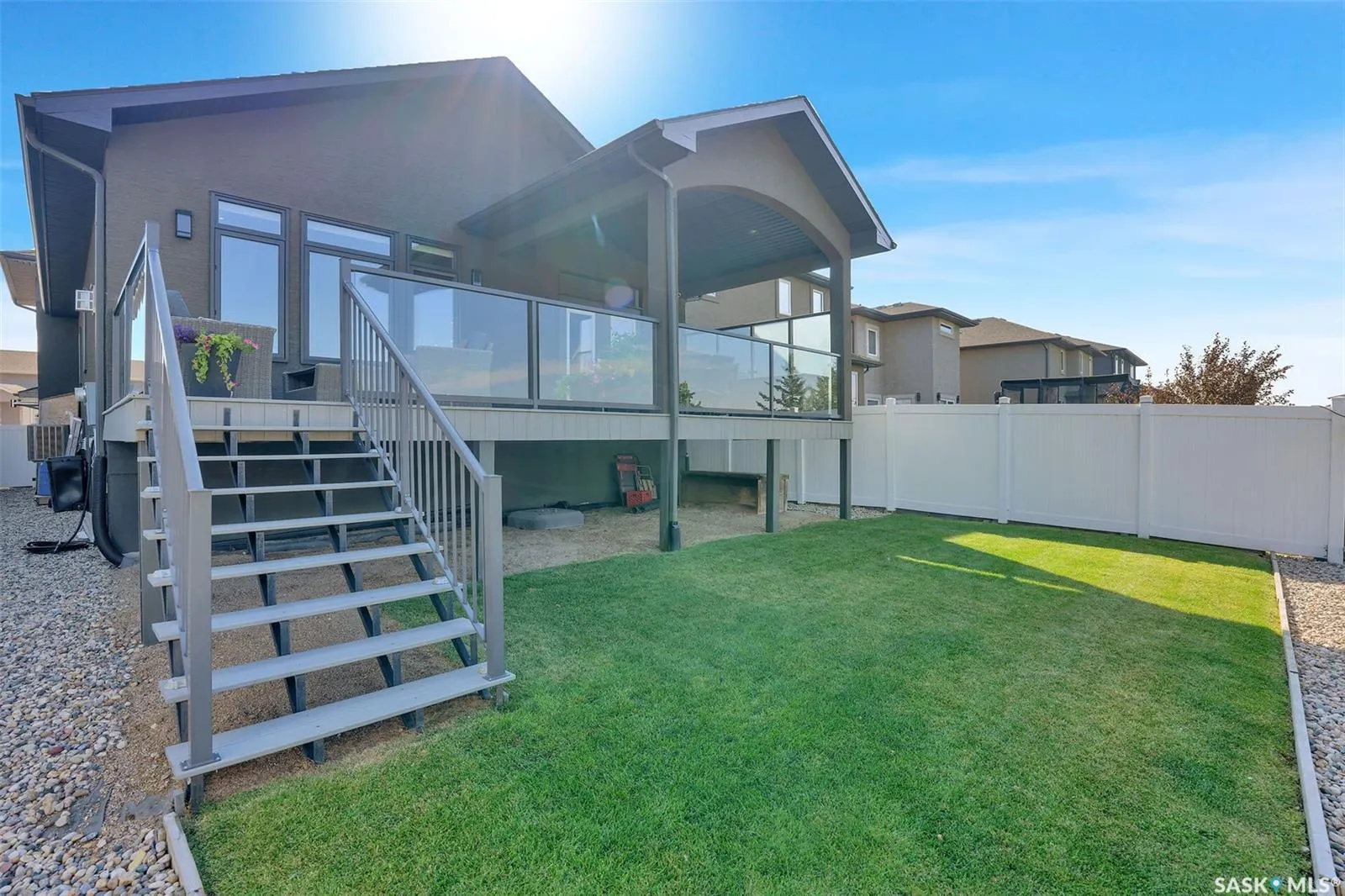 5253 SNOWBIRDS CRESCENT