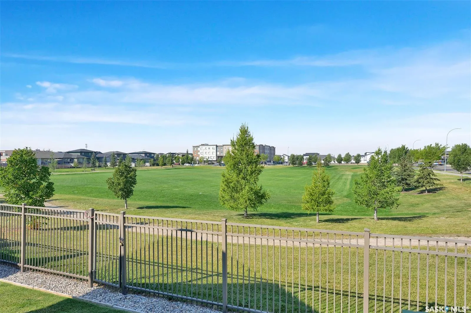 5253 SNOWBIRDS CRESCENT