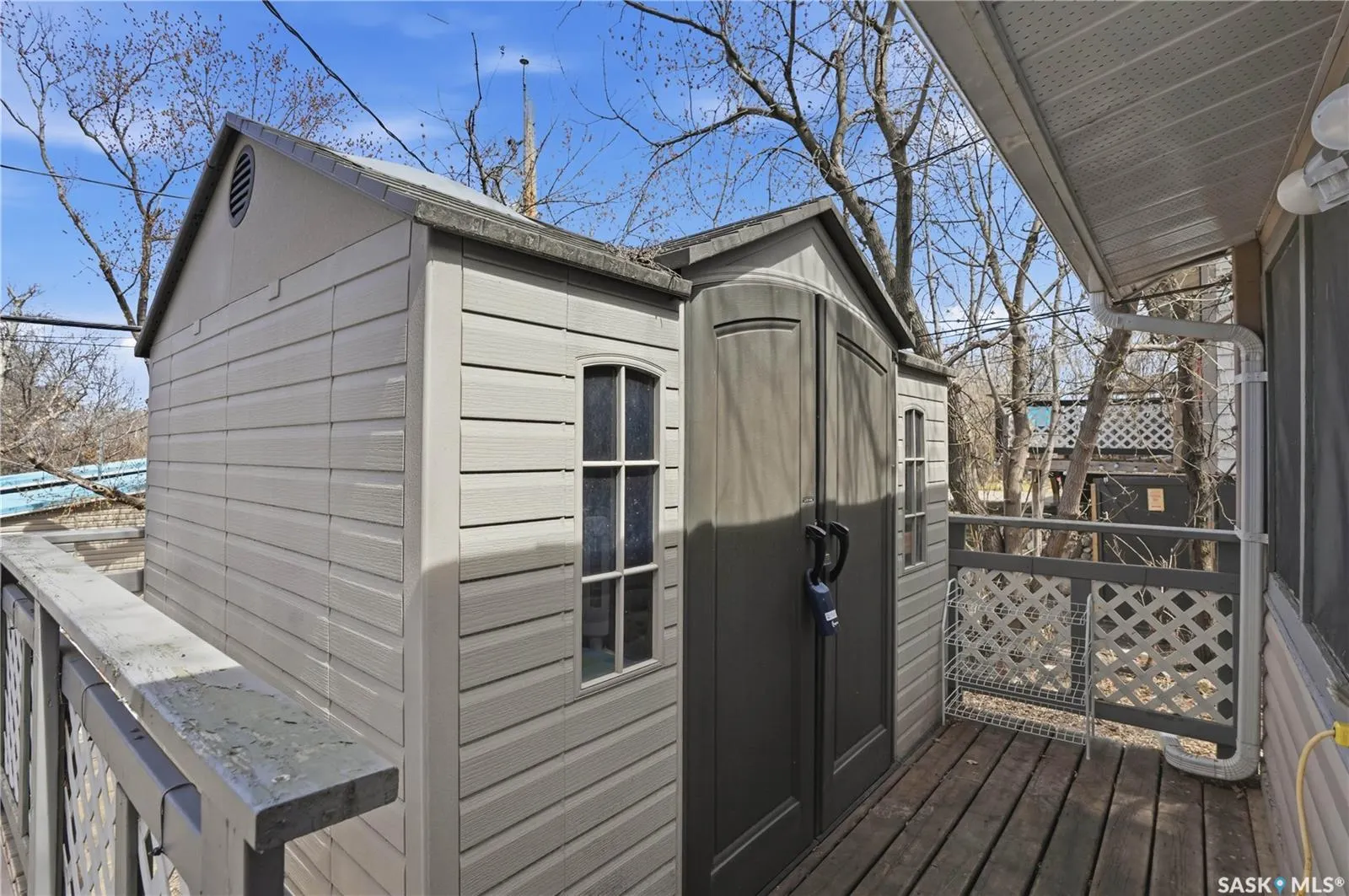 228A Green AVENUE