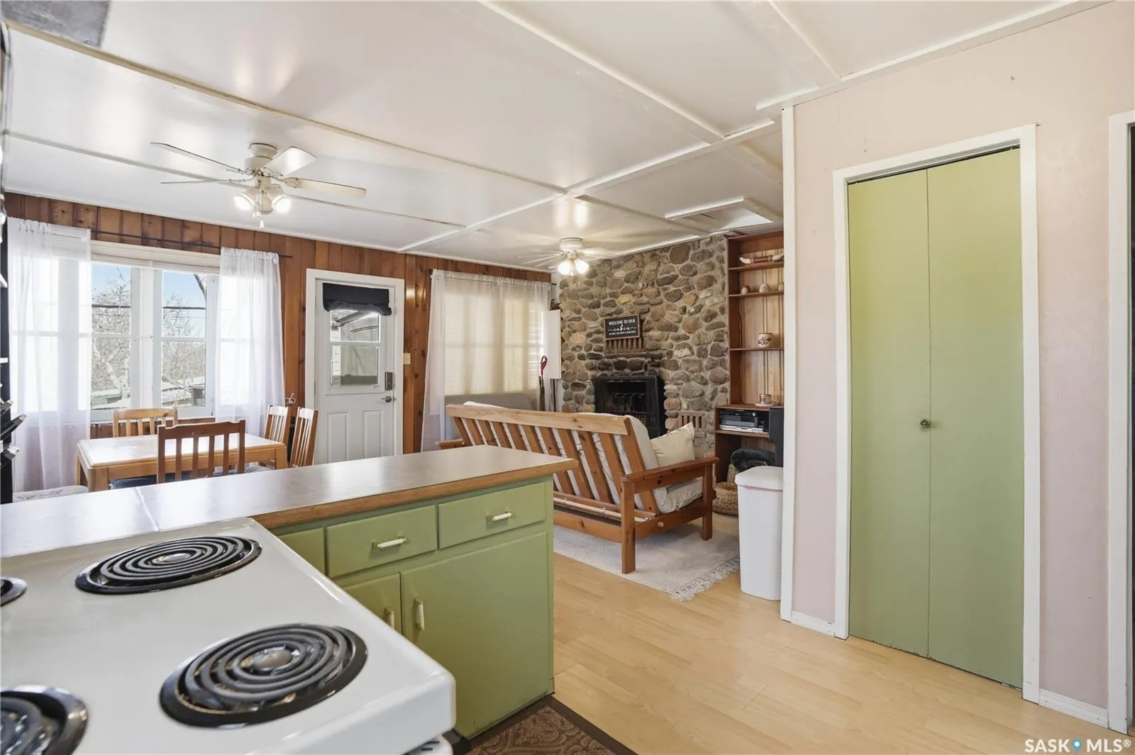 228A Green AVENUE