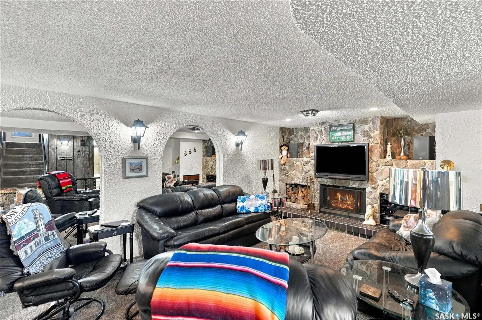 1015 Simcoe STREET