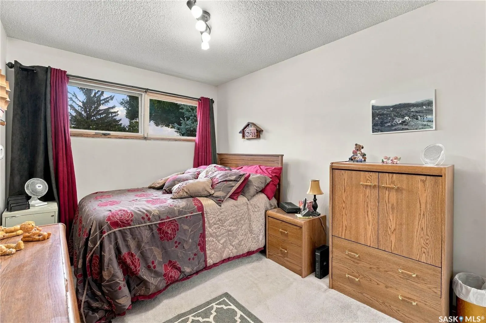 1015 Simcoe STREET