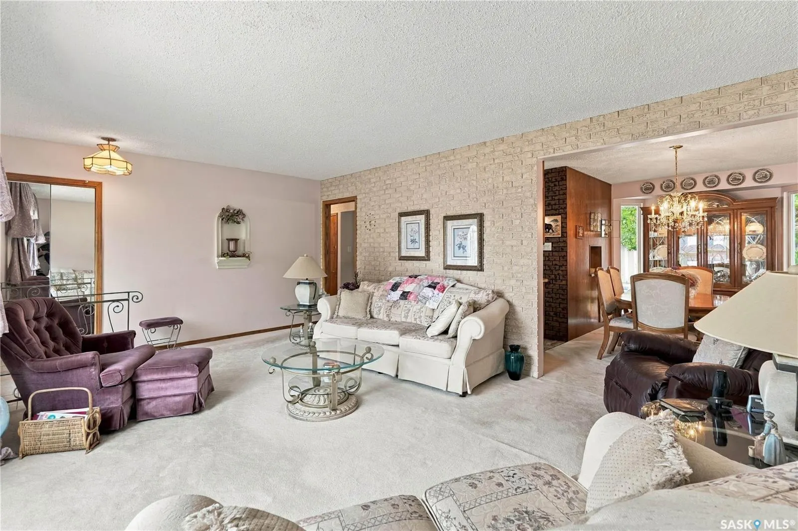 1015 Simcoe STREET