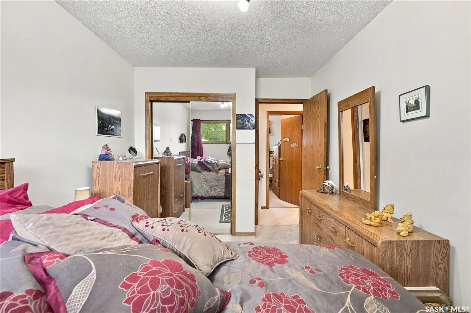 1015 Simcoe STREET