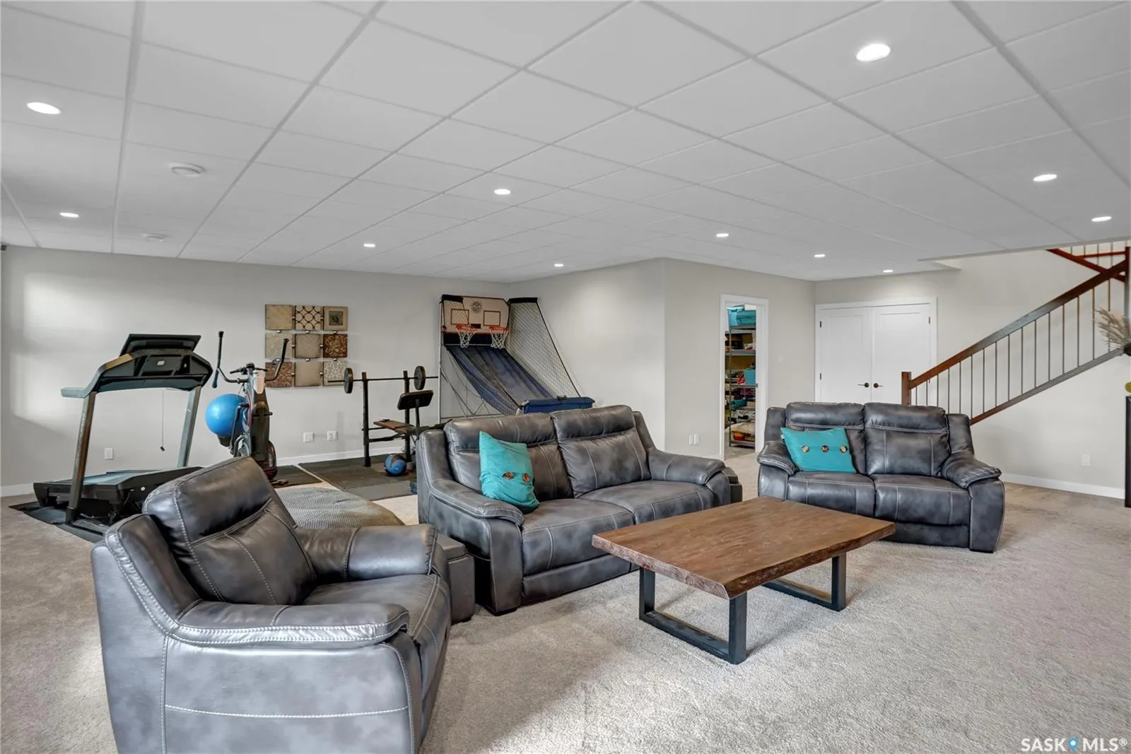1210 Meier DRIVE