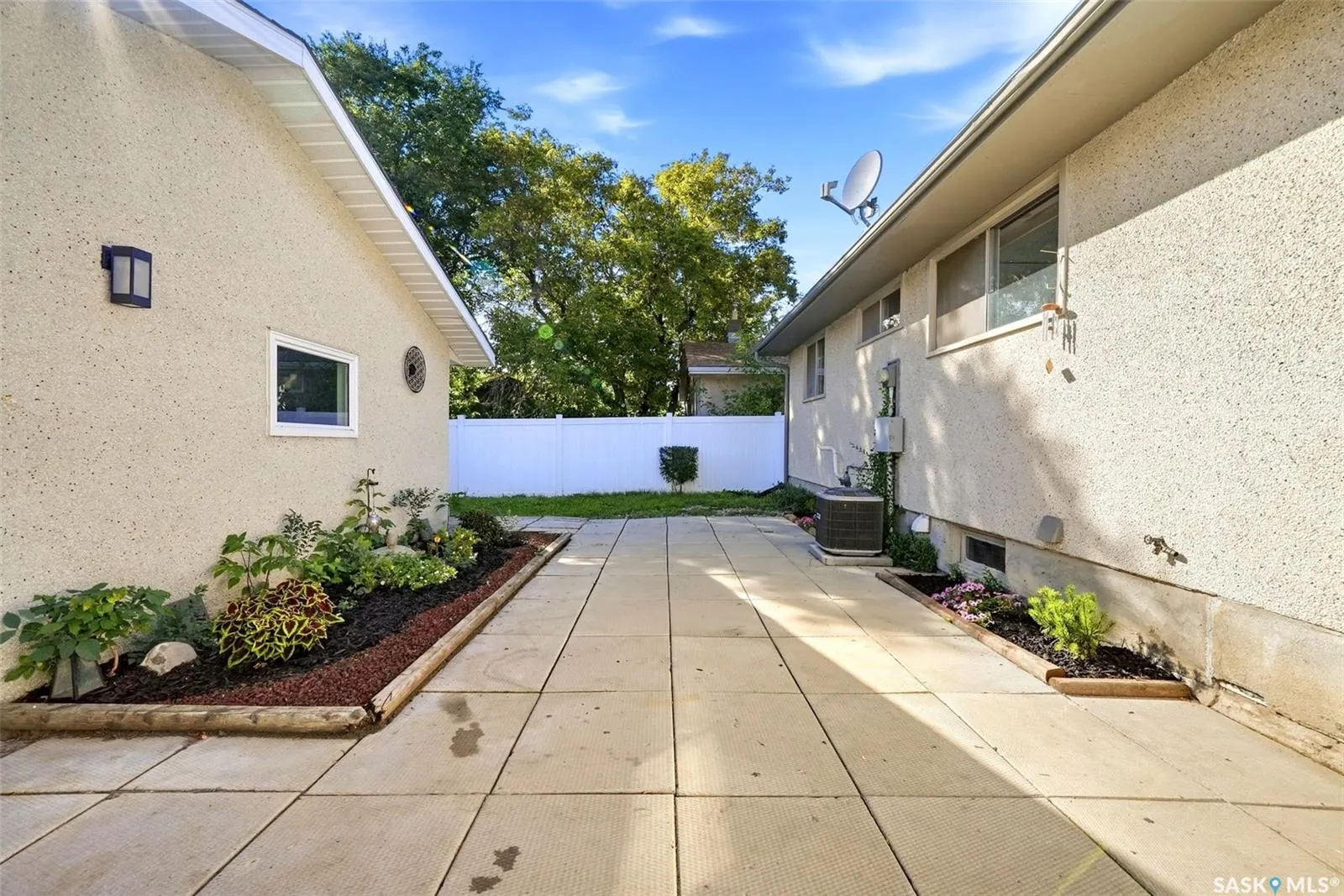 187 Read AVENUE