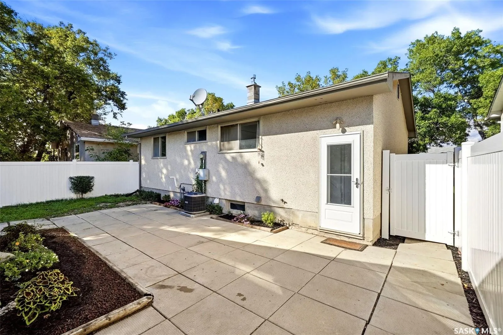 187 Read AVENUE