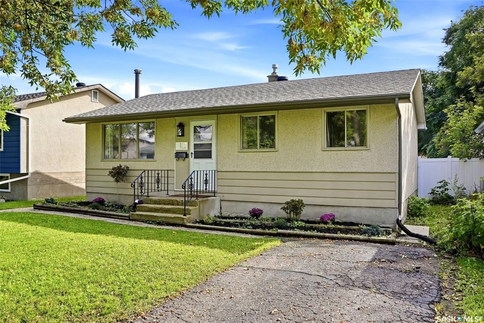 187 Read AVENUE