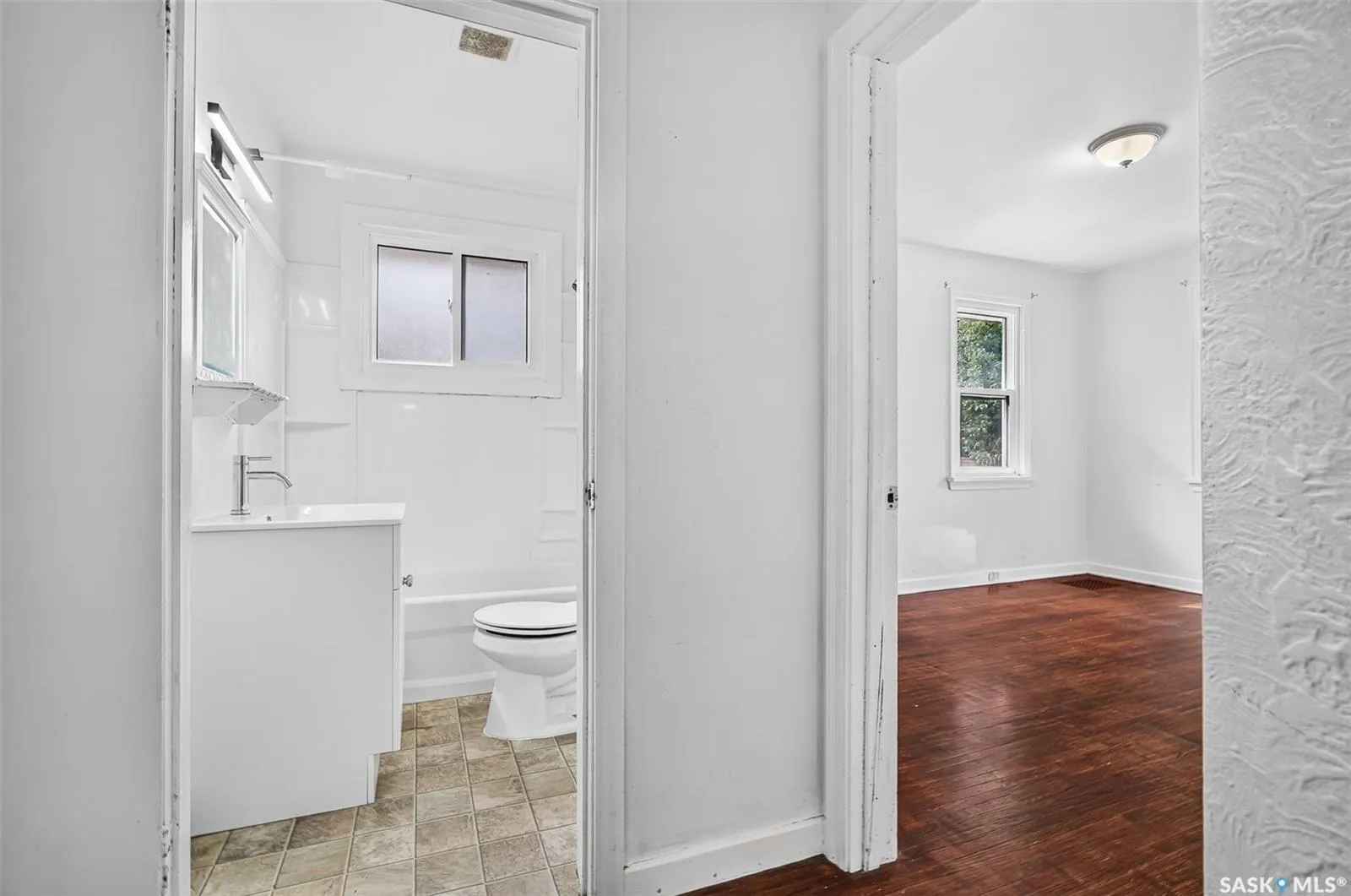 1023 Coteau STREET W