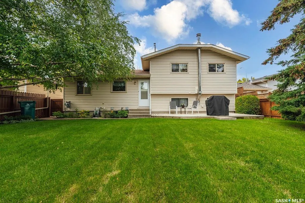 567 Delaronde ROAD