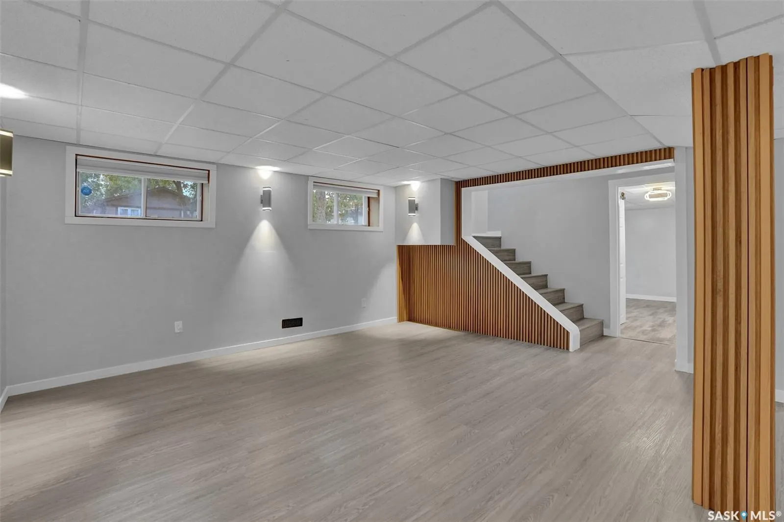 6914 Whelan DRIVE