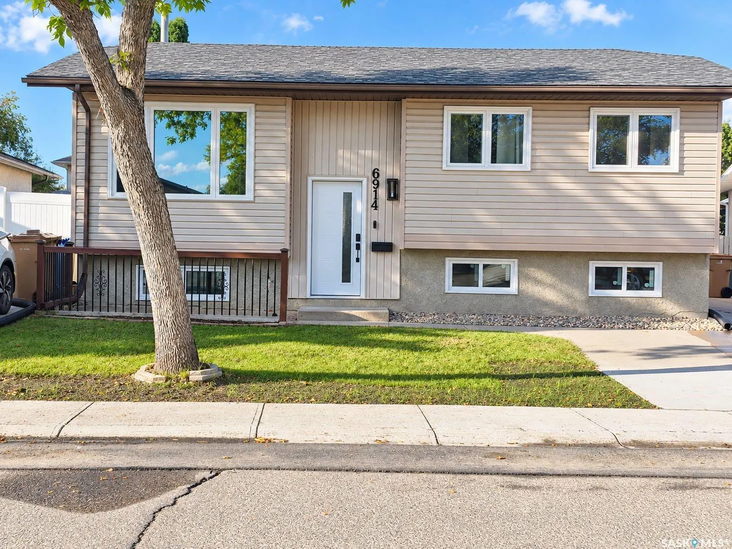 6914 Whelan DRIVE