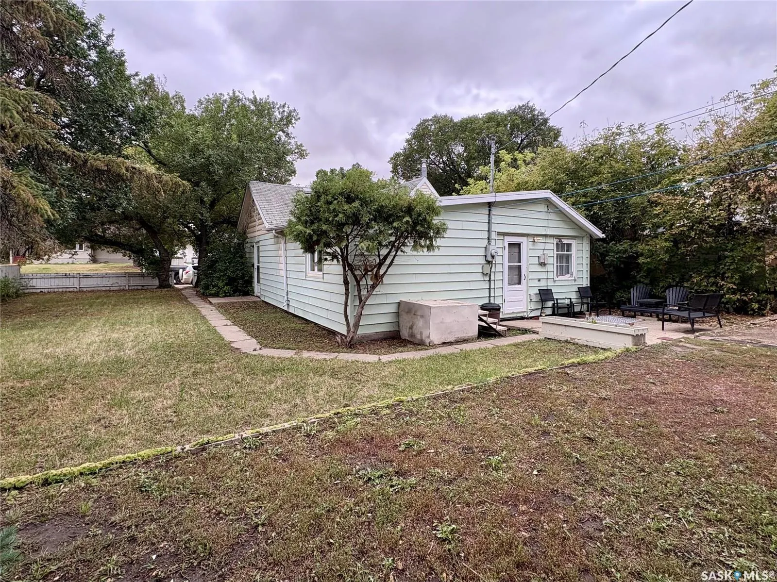 1006 Coteau STREET W