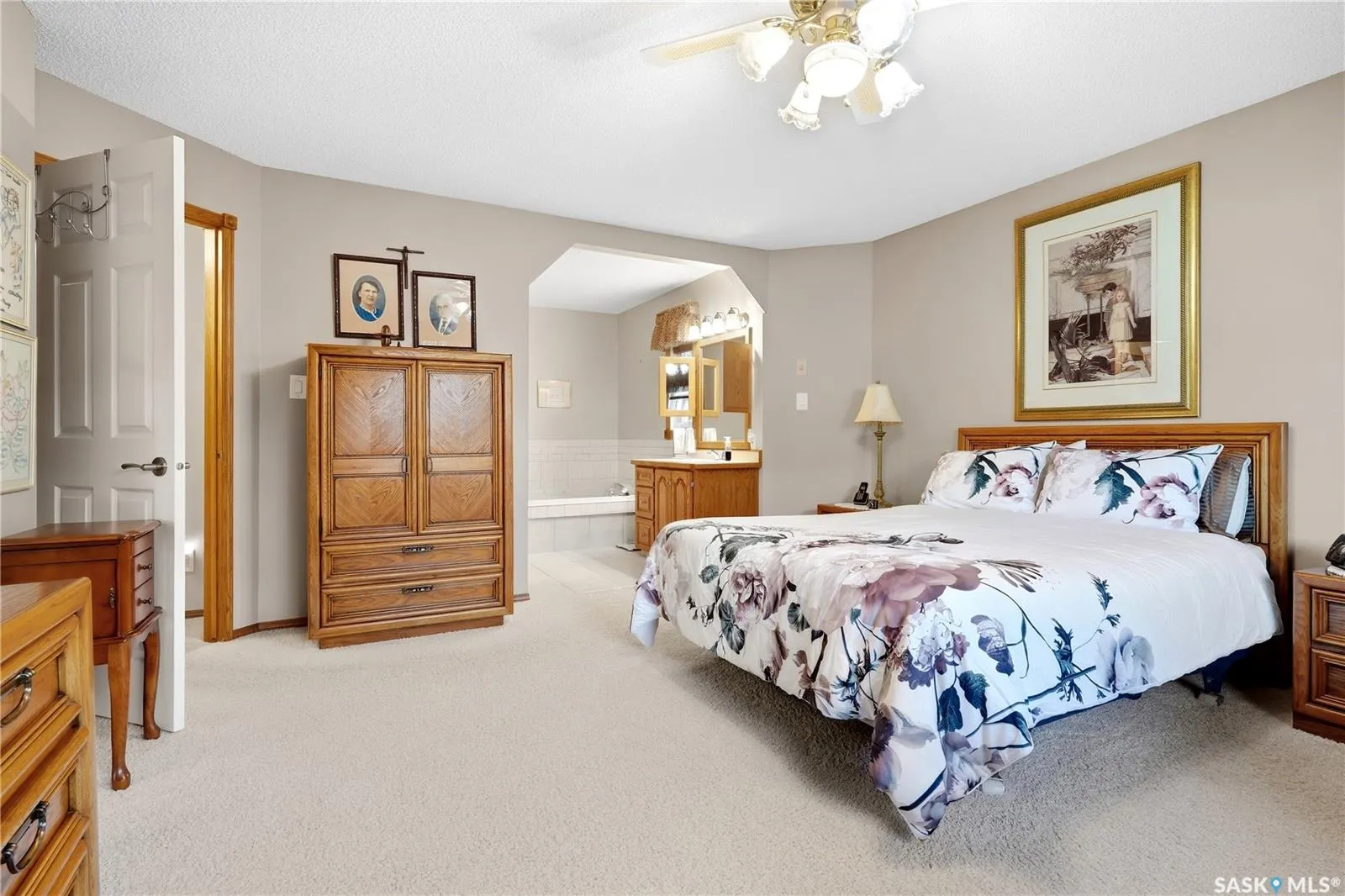 18 Greencrest BAY