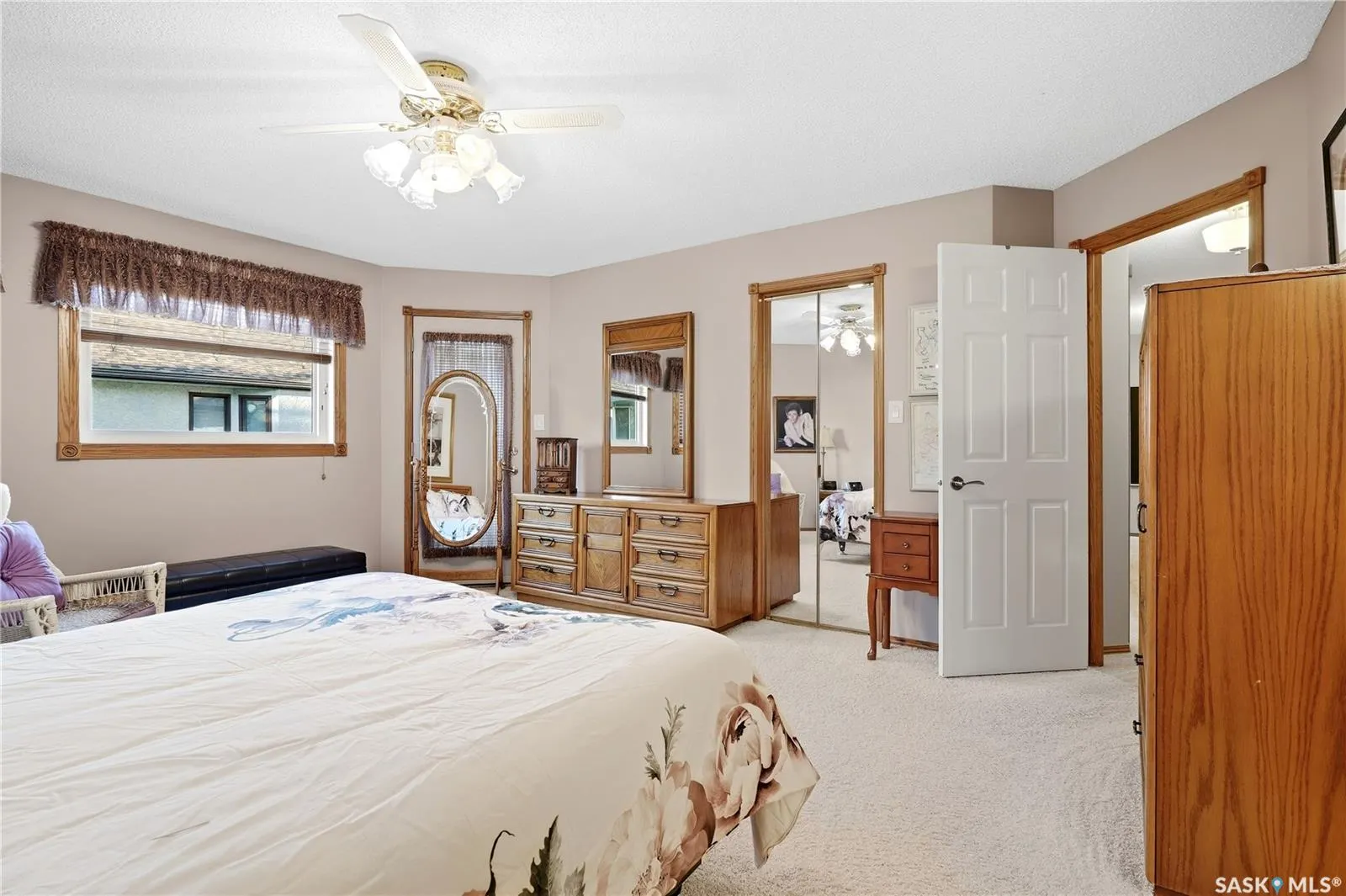 18 Greencrest BAY