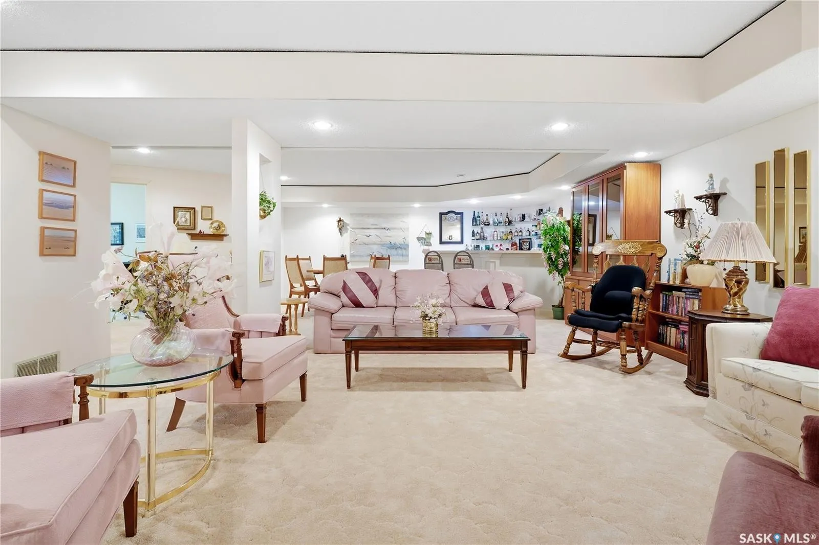 18 Greencrest BAY