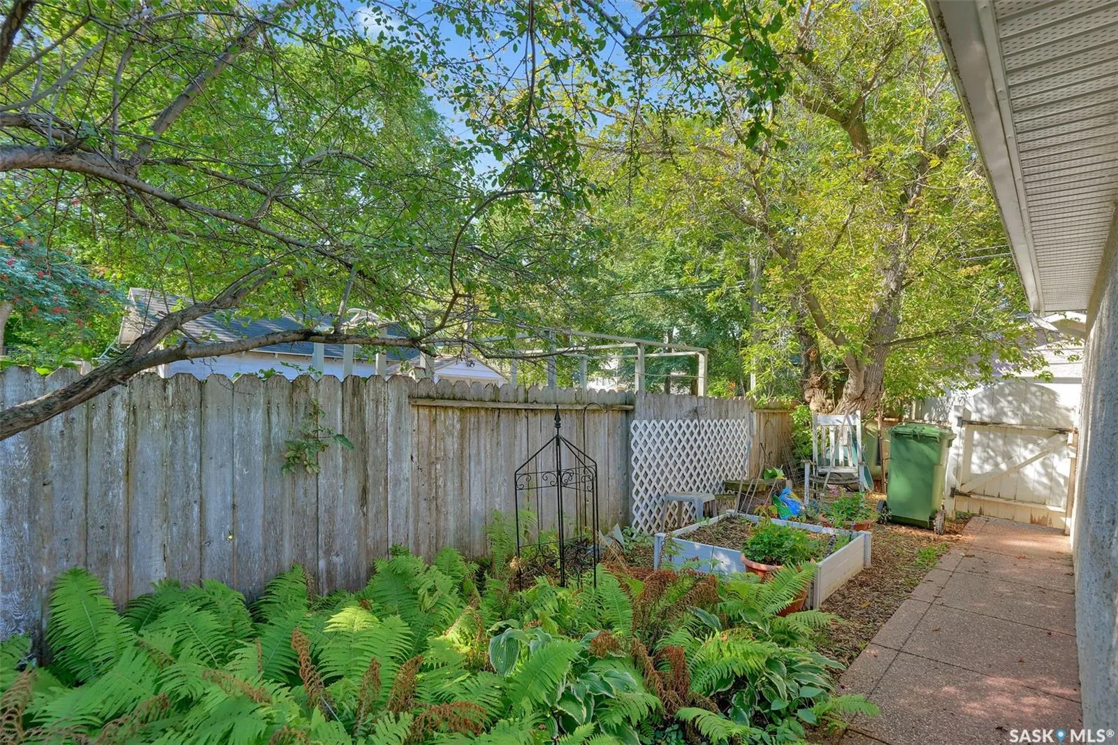 2124 Princess STREET