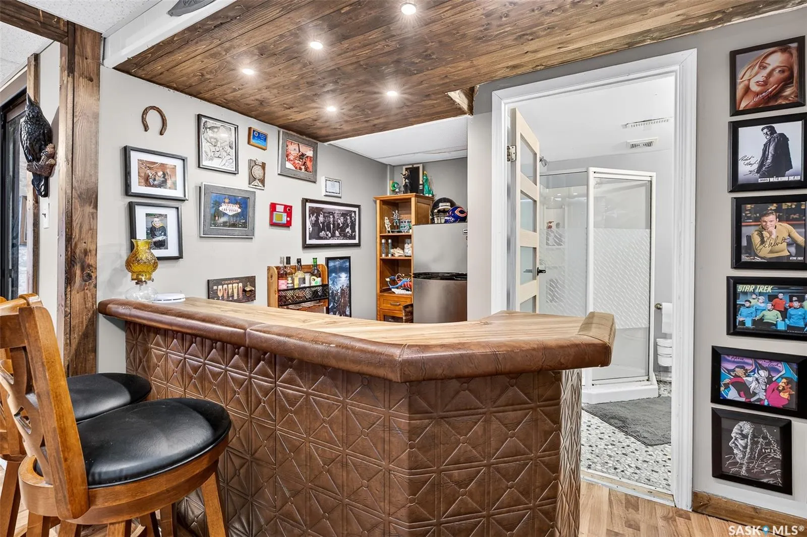 653 Duffield STREET W
