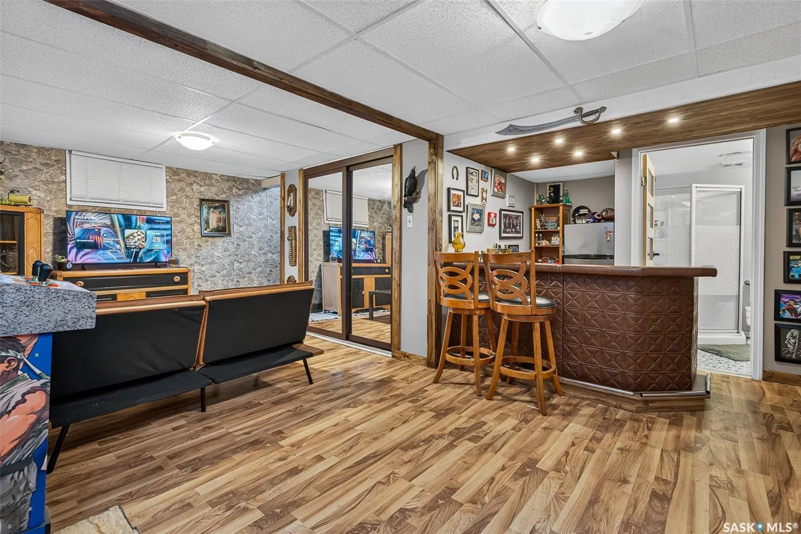 653 Duffield STREET W