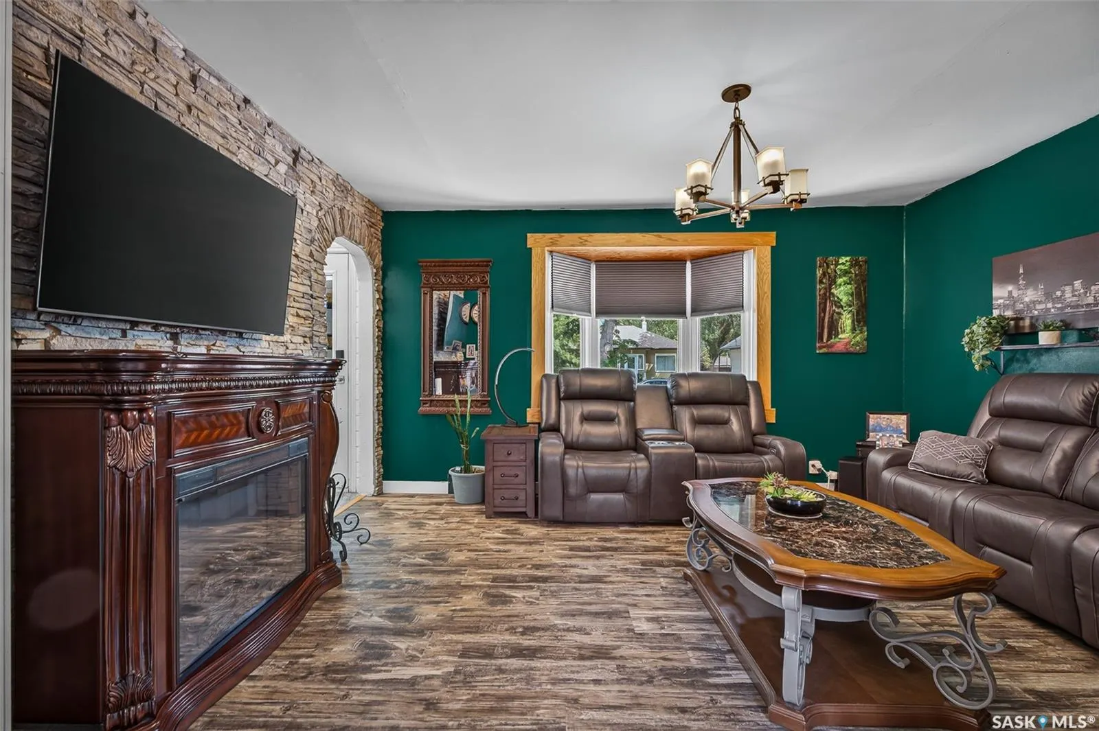 653 Duffield STREET W