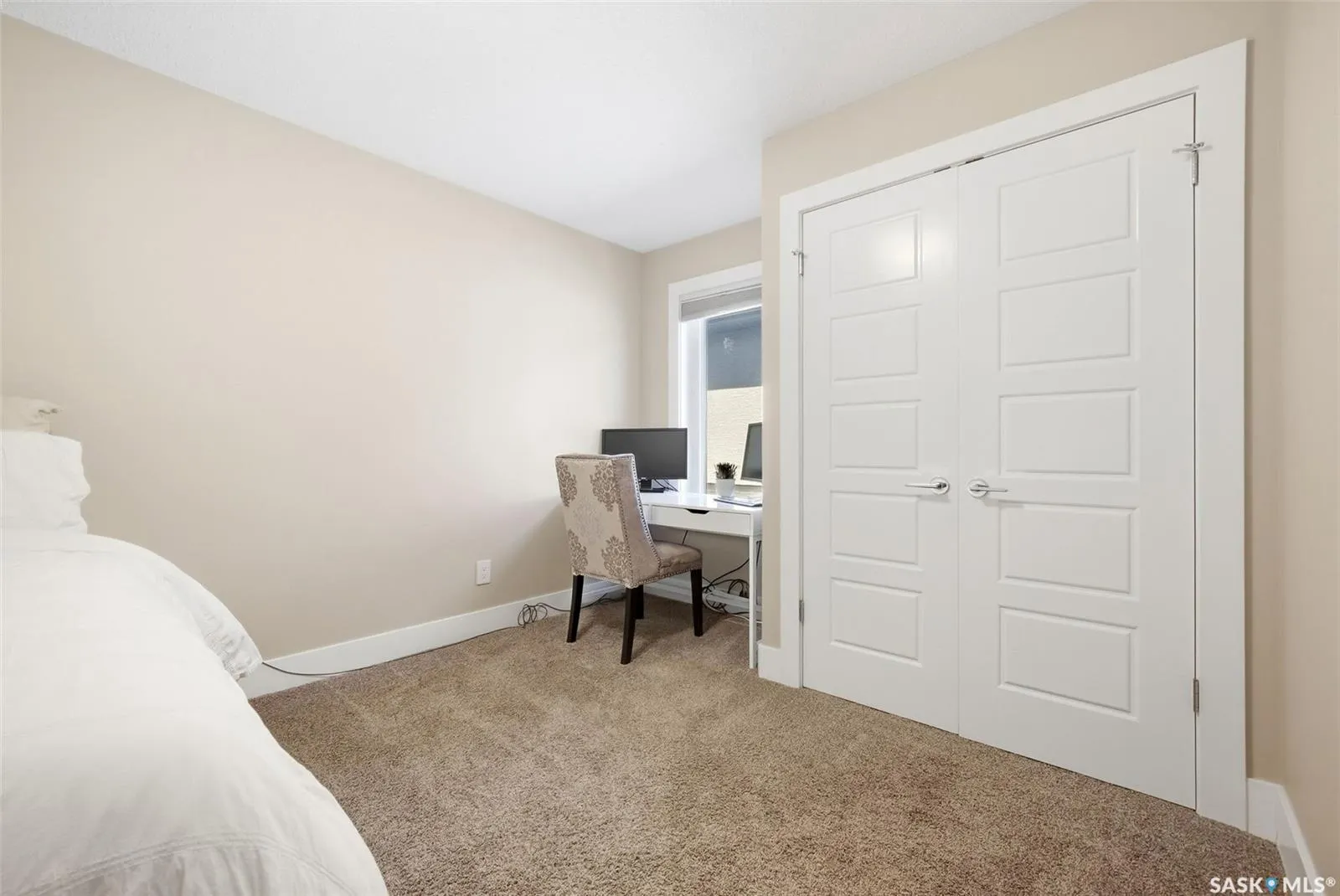 3802 Goldfinch WAY