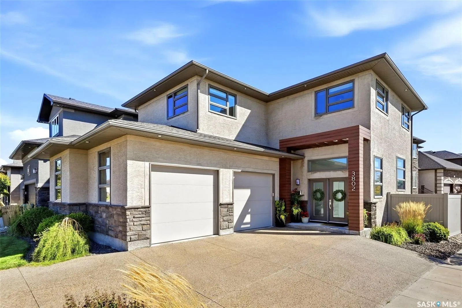 3802 Goldfinch WAY