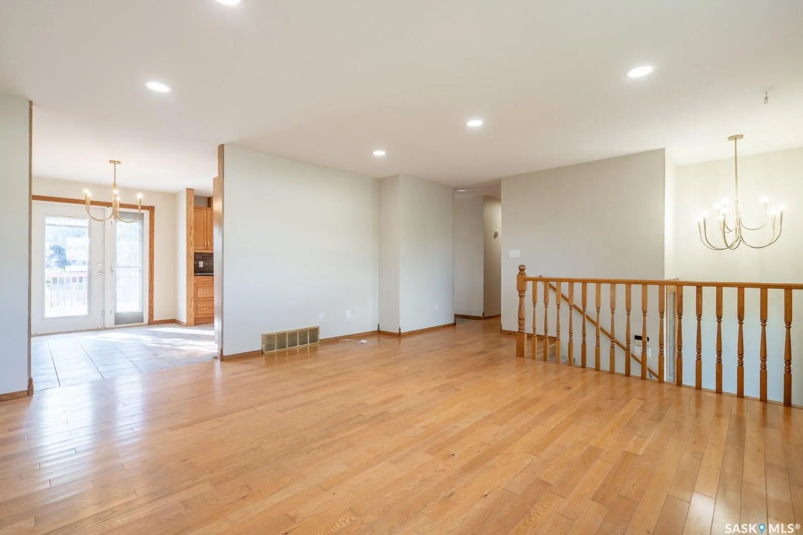 135 Fulton DRIVE